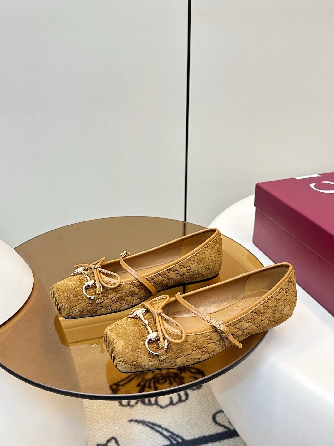Gucci Ballerinas in Brown Camel - Afbeelding 2