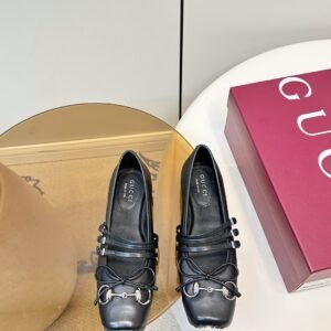 Gucci Ballerinas in Black