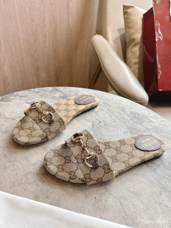 Gucci Slide Sandal in Brown Beige - Afbeelding 4