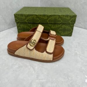 Gucci Sandal in Beige and Brown