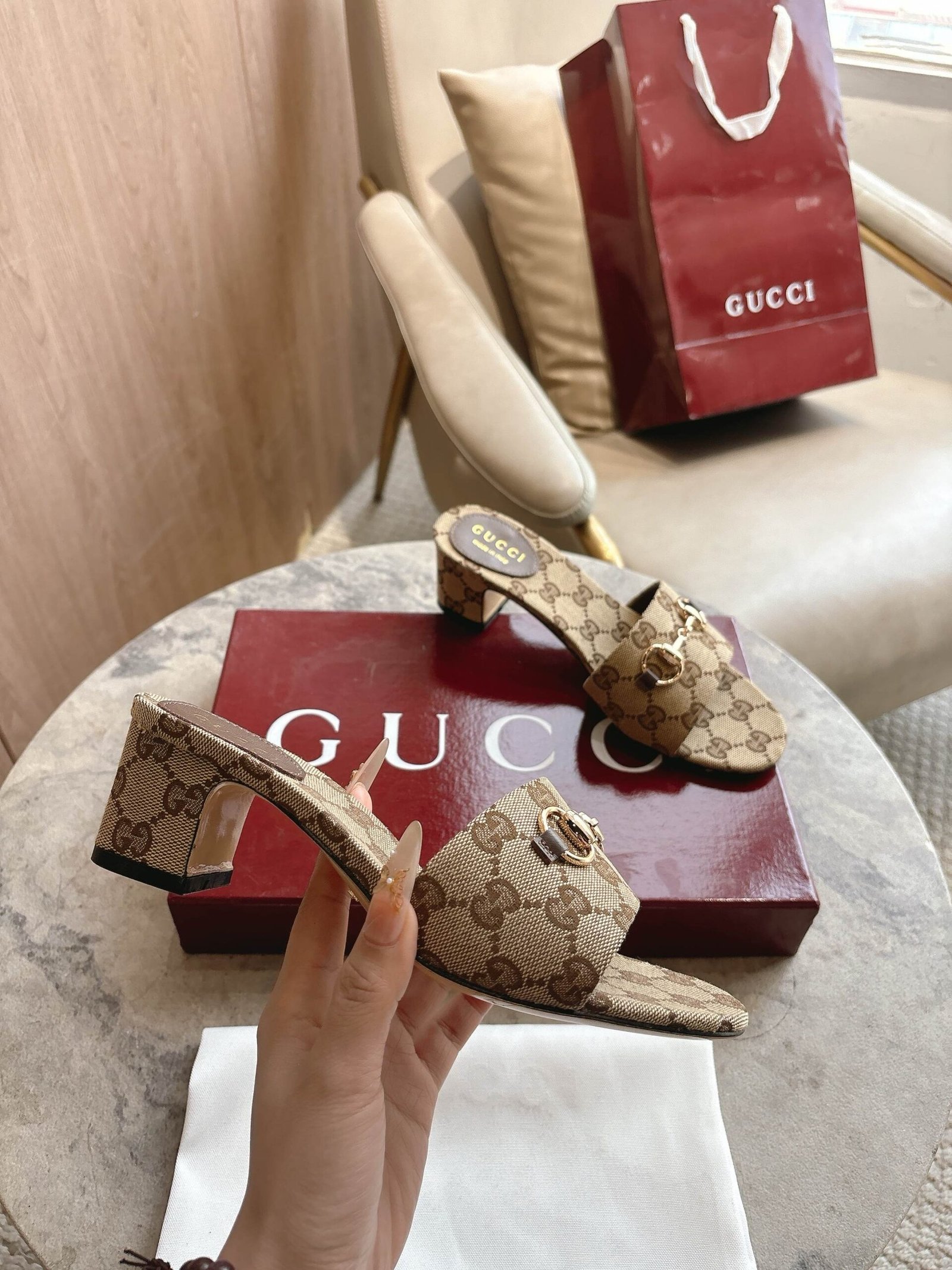 Gucci Slide Sandal in Brown - Afbeelding 2