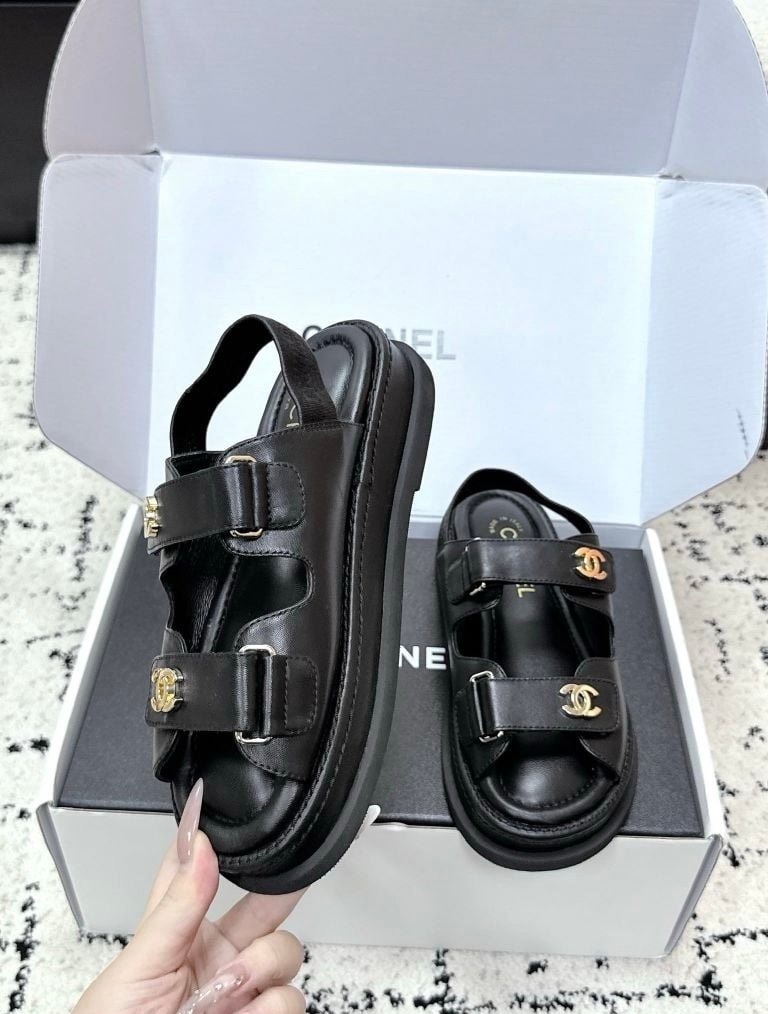 Chanel Dad Sandals in Black - Afbeelding 2
