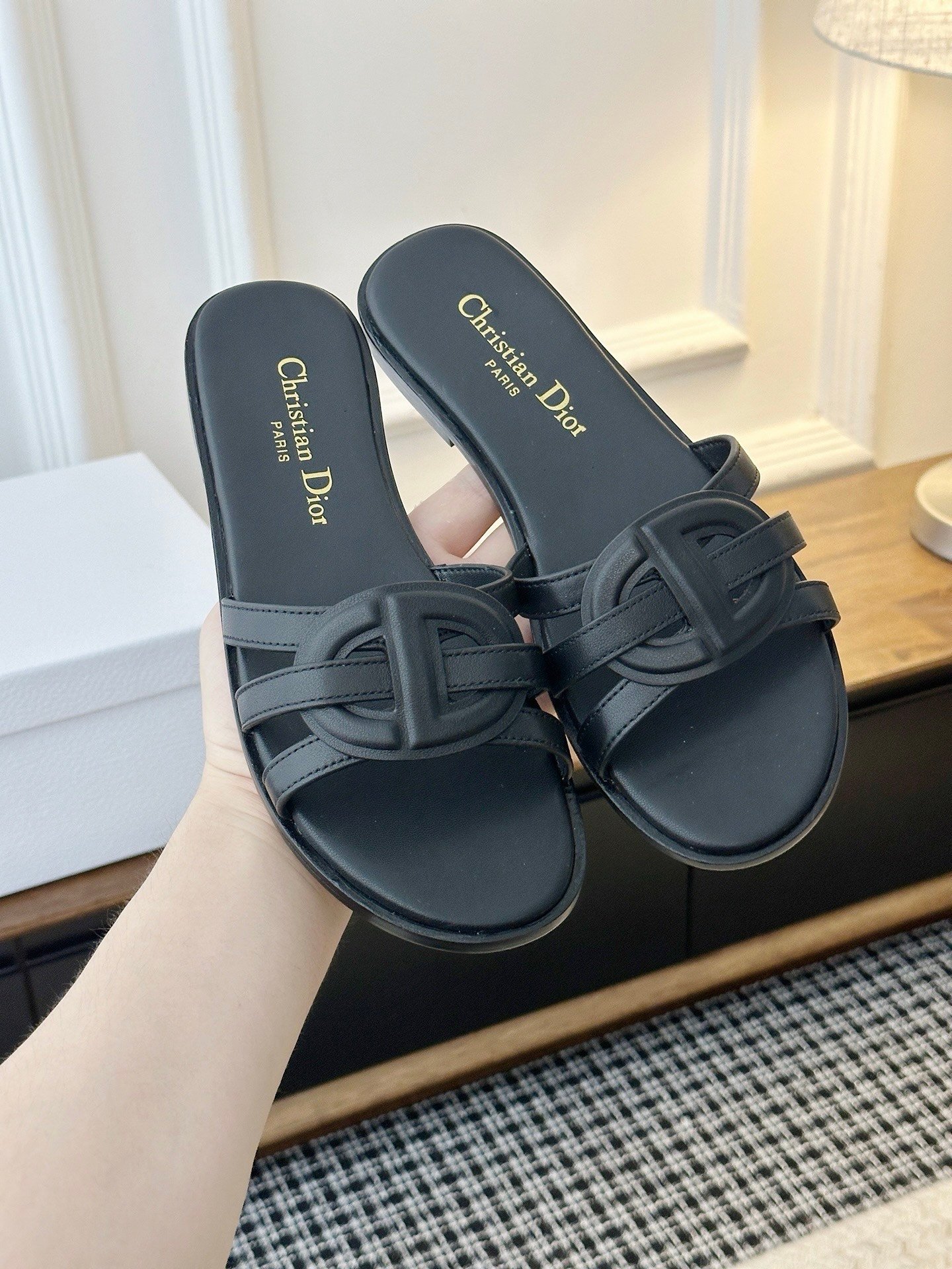 Dior Flat Slide Sandals in Black - Afbeelding 5