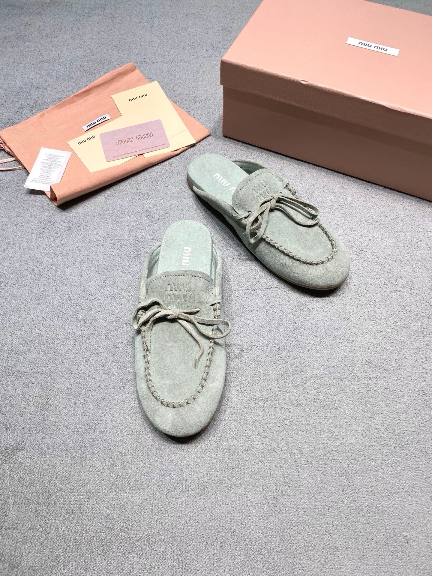 Miu Miu Suede Mules in Blue Green - Afbeelding 3