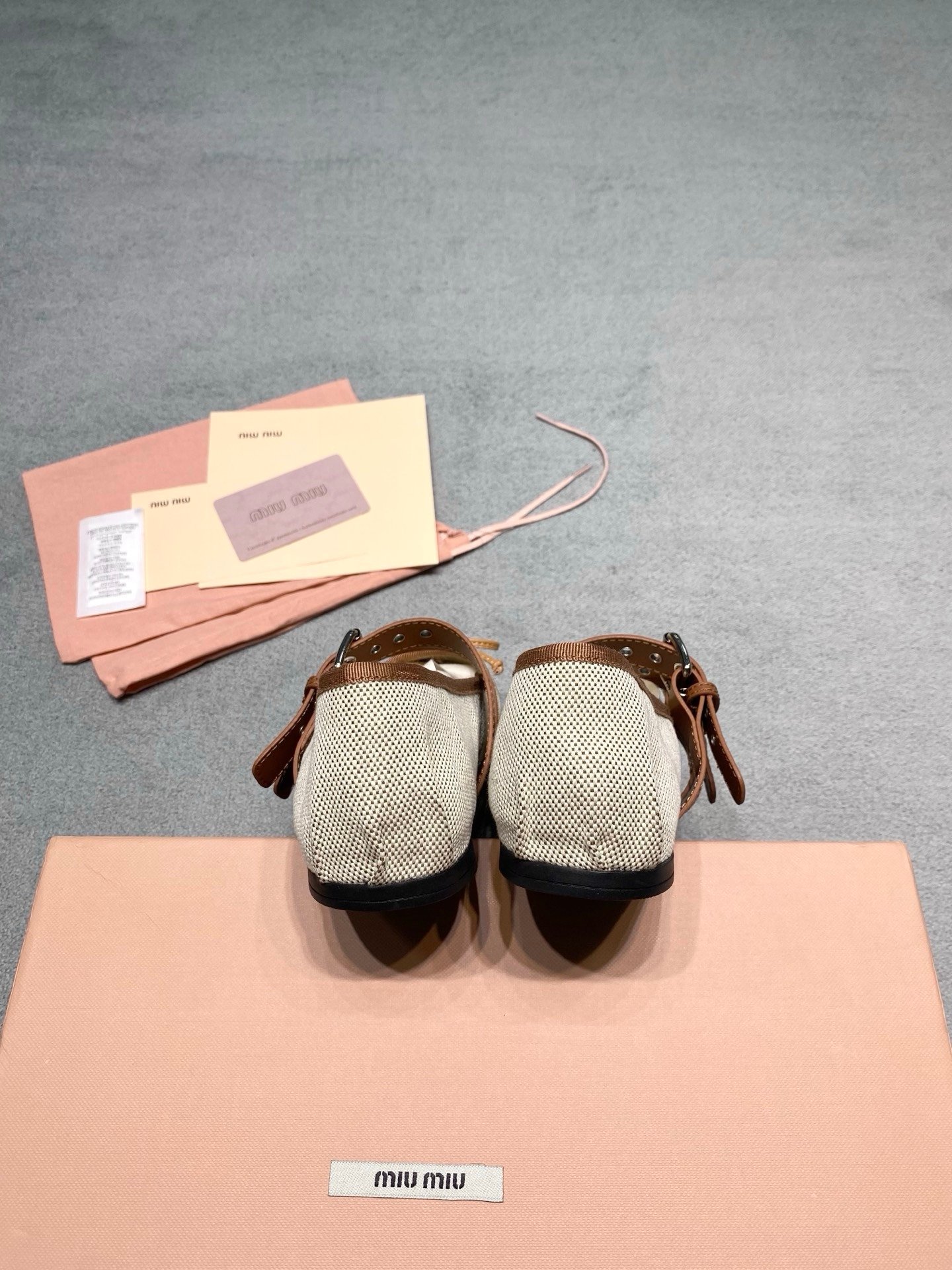 Miu Miu Ballerinas in Brown - Afbeelding 9