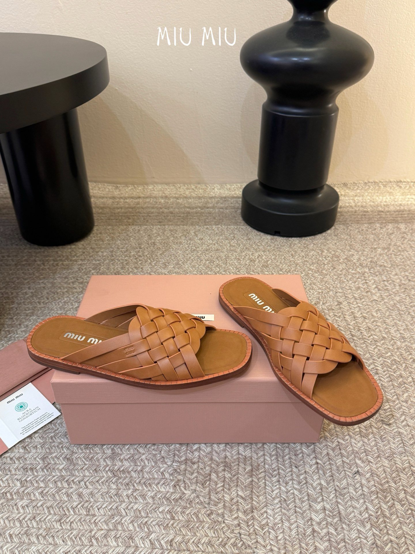Miu Miu Woven Sandals in Brown - Afbeelding 4