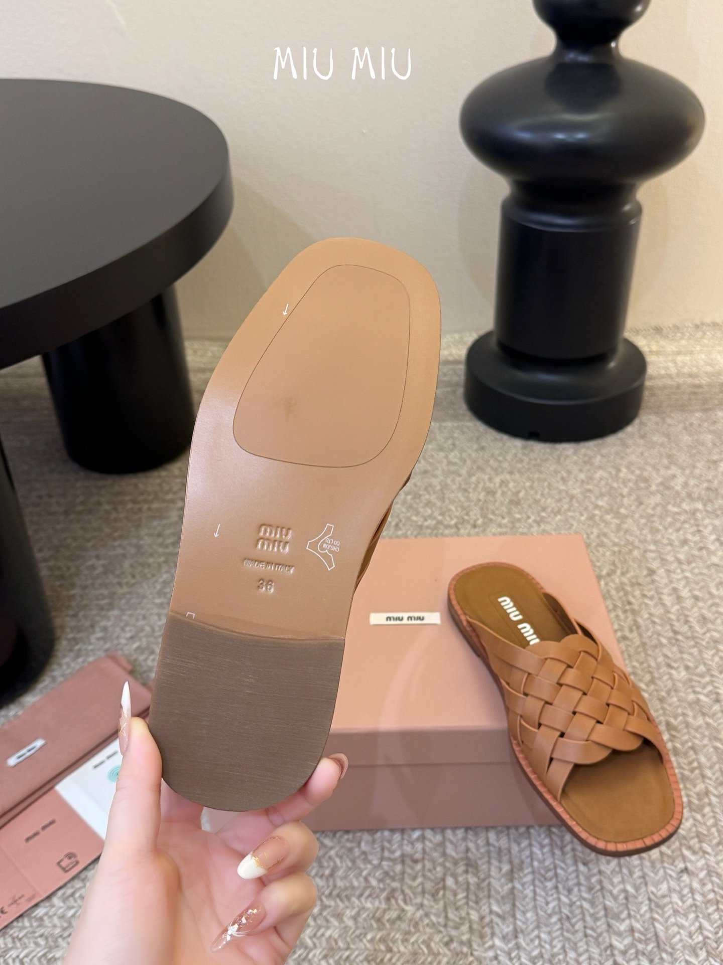 Miu Miu Woven Sandals in Brown - Afbeelding 9