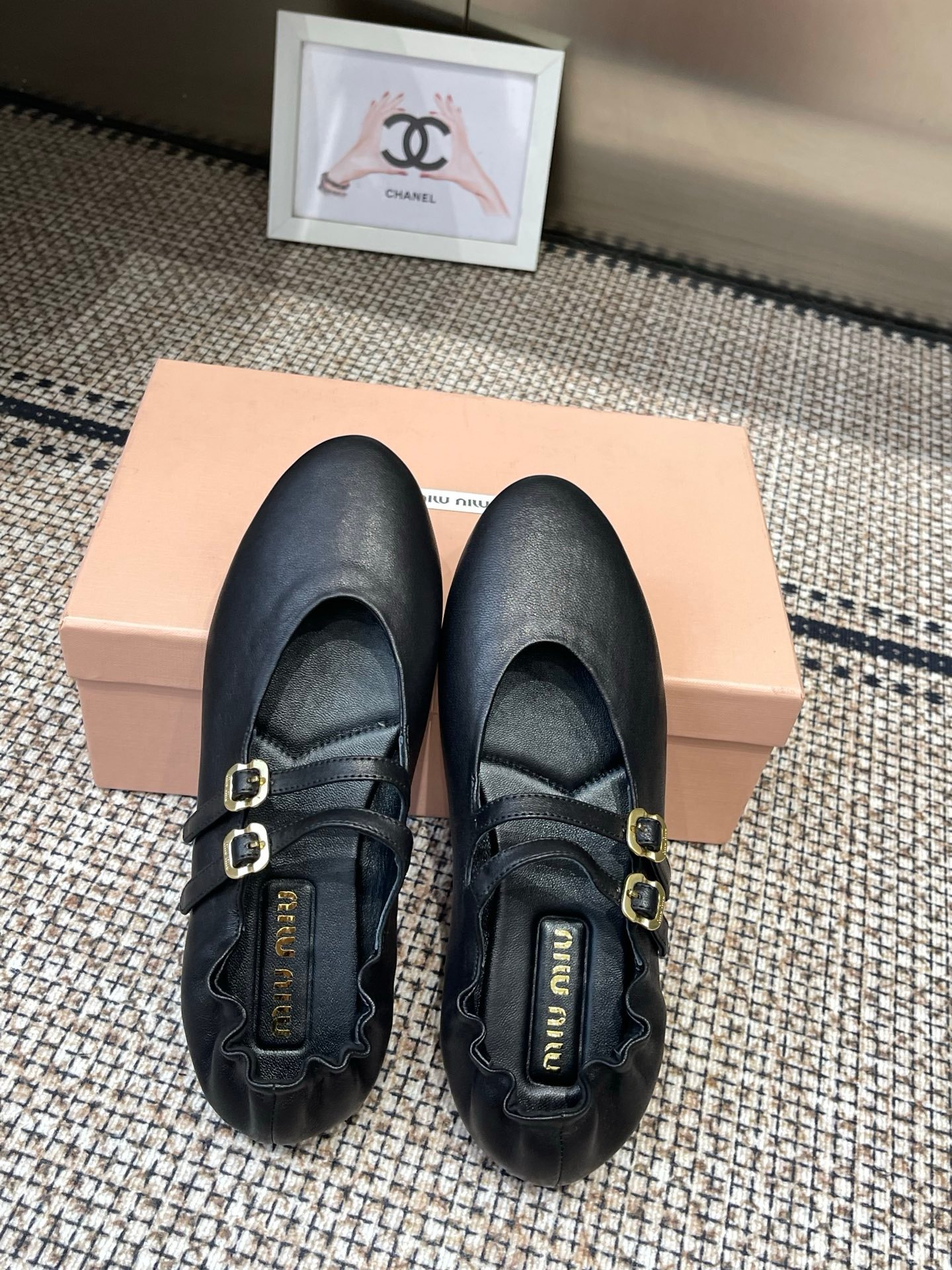 Miu Miu Ballerinas in Black - Afbeelding 2
