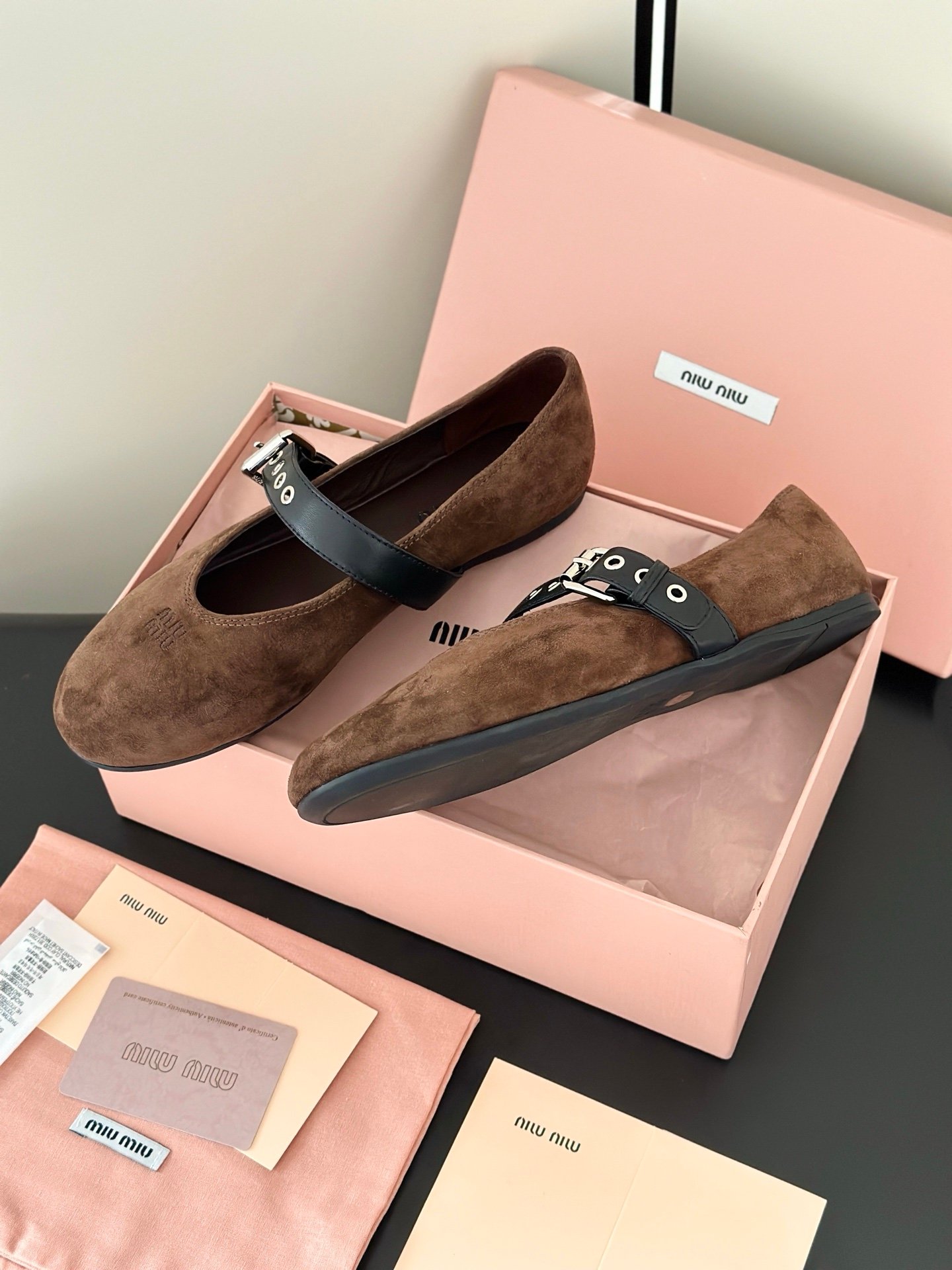 Miu Miu Ballerinas in Dark Brown - Afbeelding 5