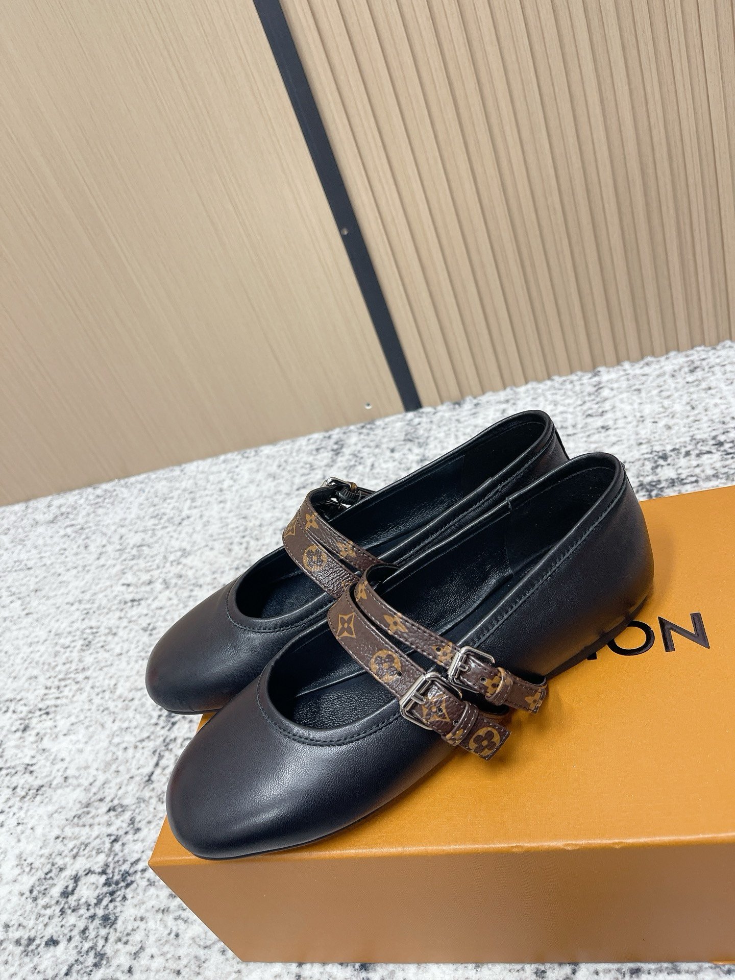 Louis Vuitton Ballerinas in Black Brown - Afbeelding 6