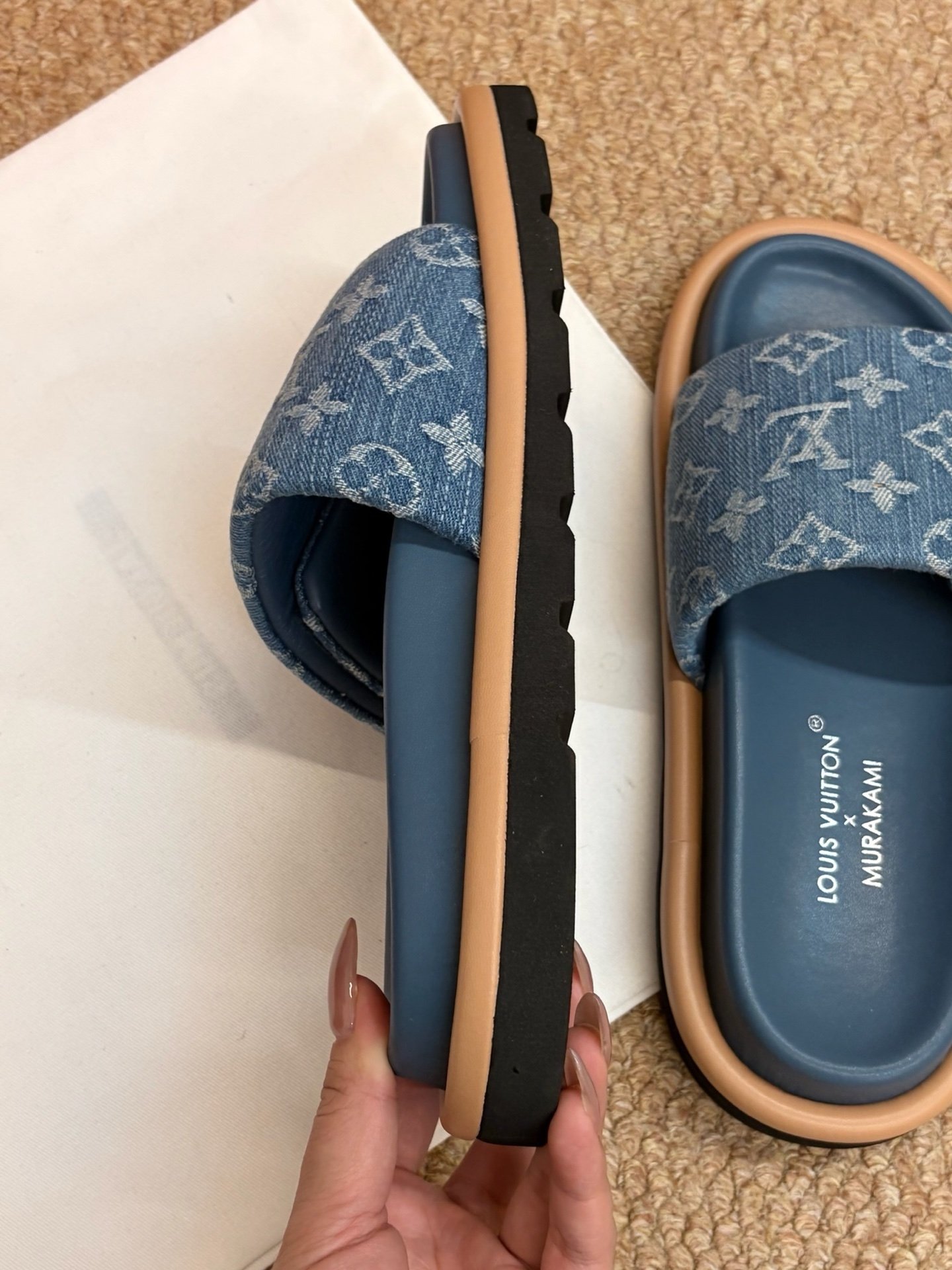 Louis Vuitton Slide Sandals in Blue Denim - Afbeelding 4