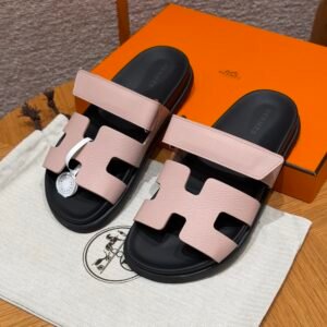 Hermes Chypre Sandals in Pink