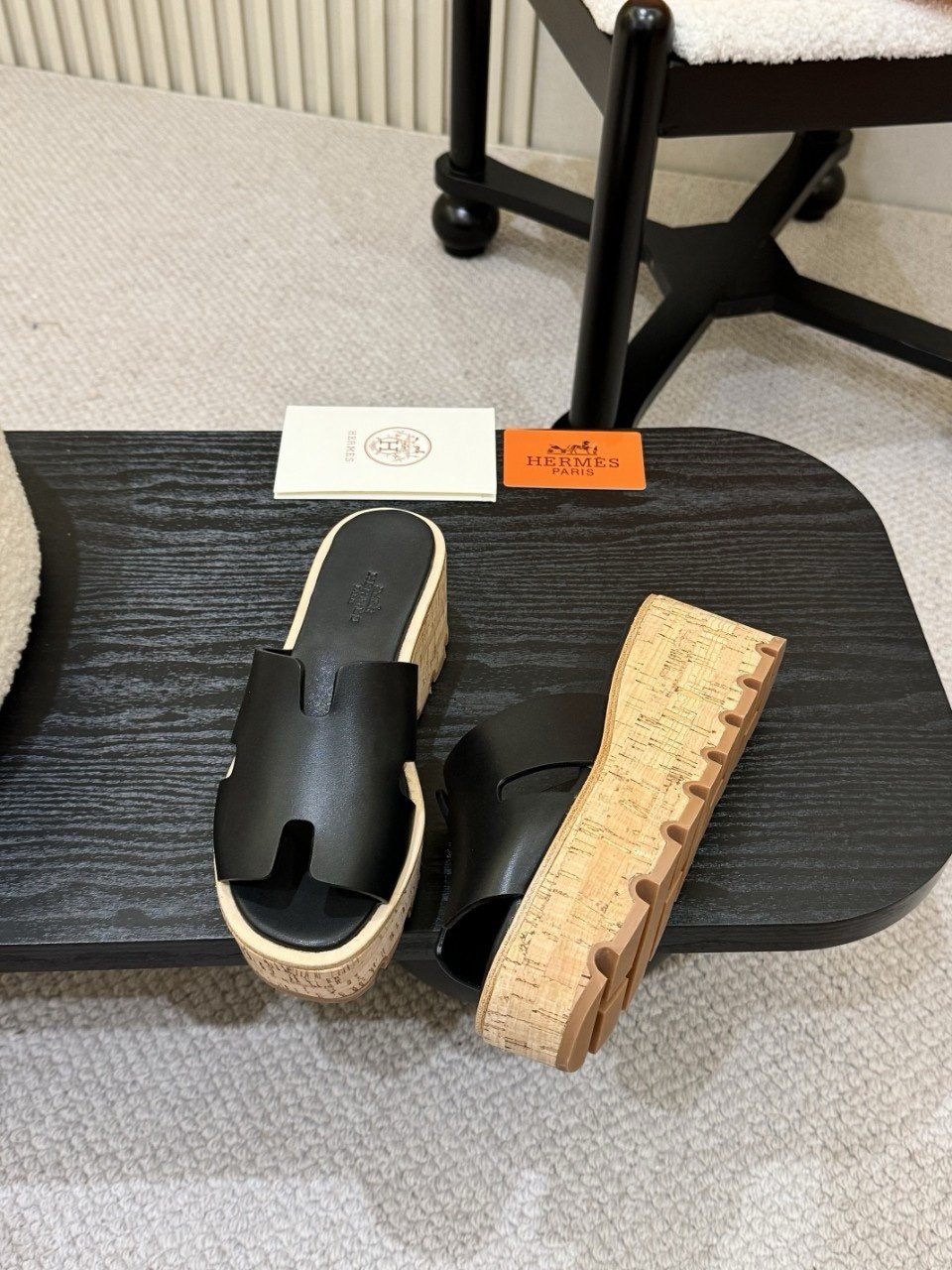 Hermes Platform Sandals in Black - Afbeelding 6
