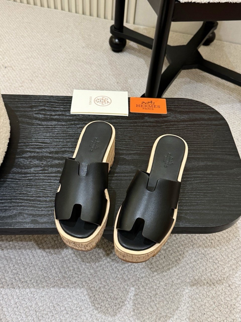 Hermes Platform Sandals in Black - Afbeelding 7