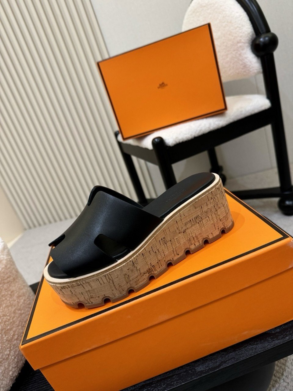 Hermes Platform Sandals in Black - Afbeelding 9