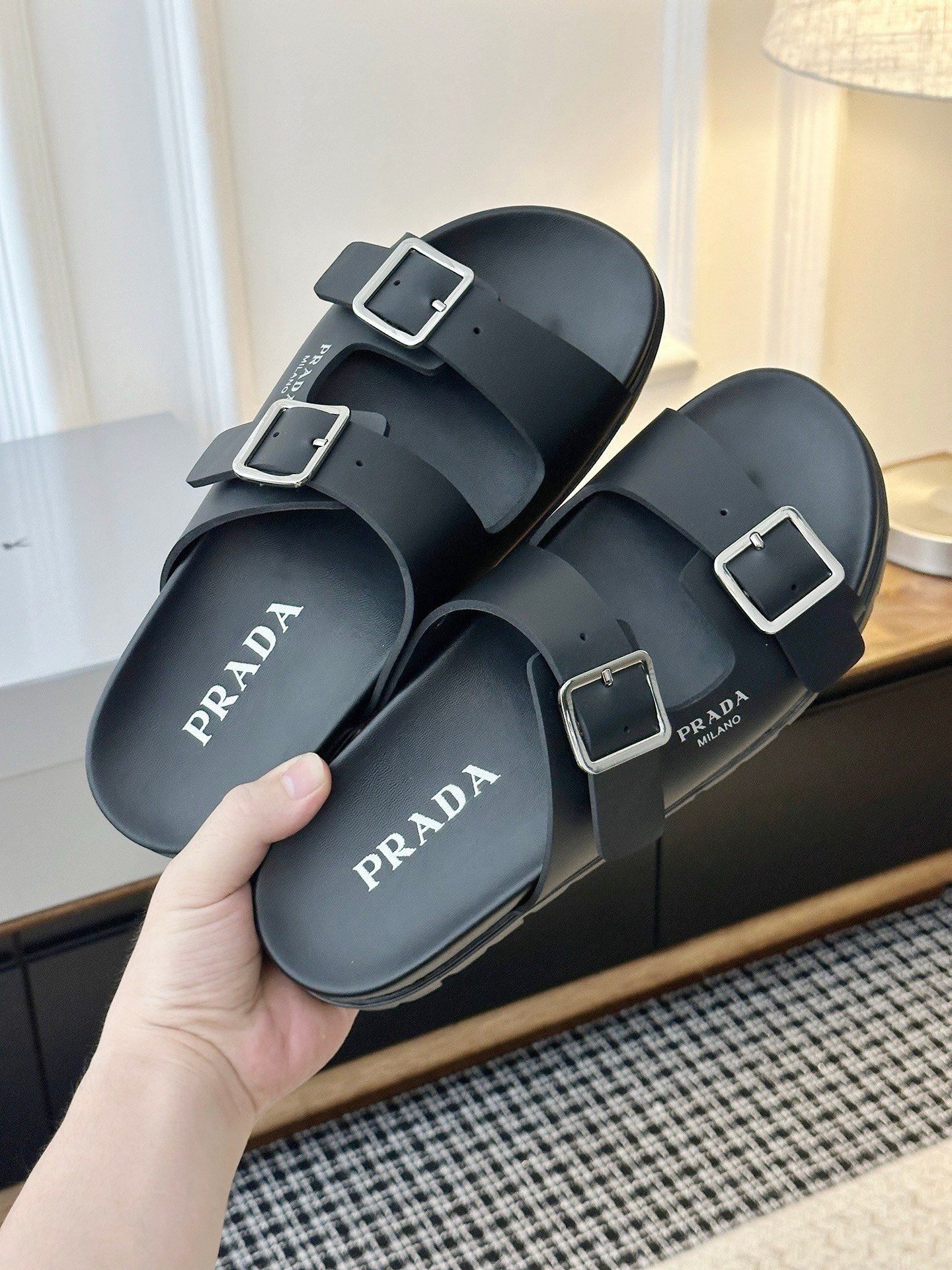 Prada Sandals in Black Silver - Afbeelding 4