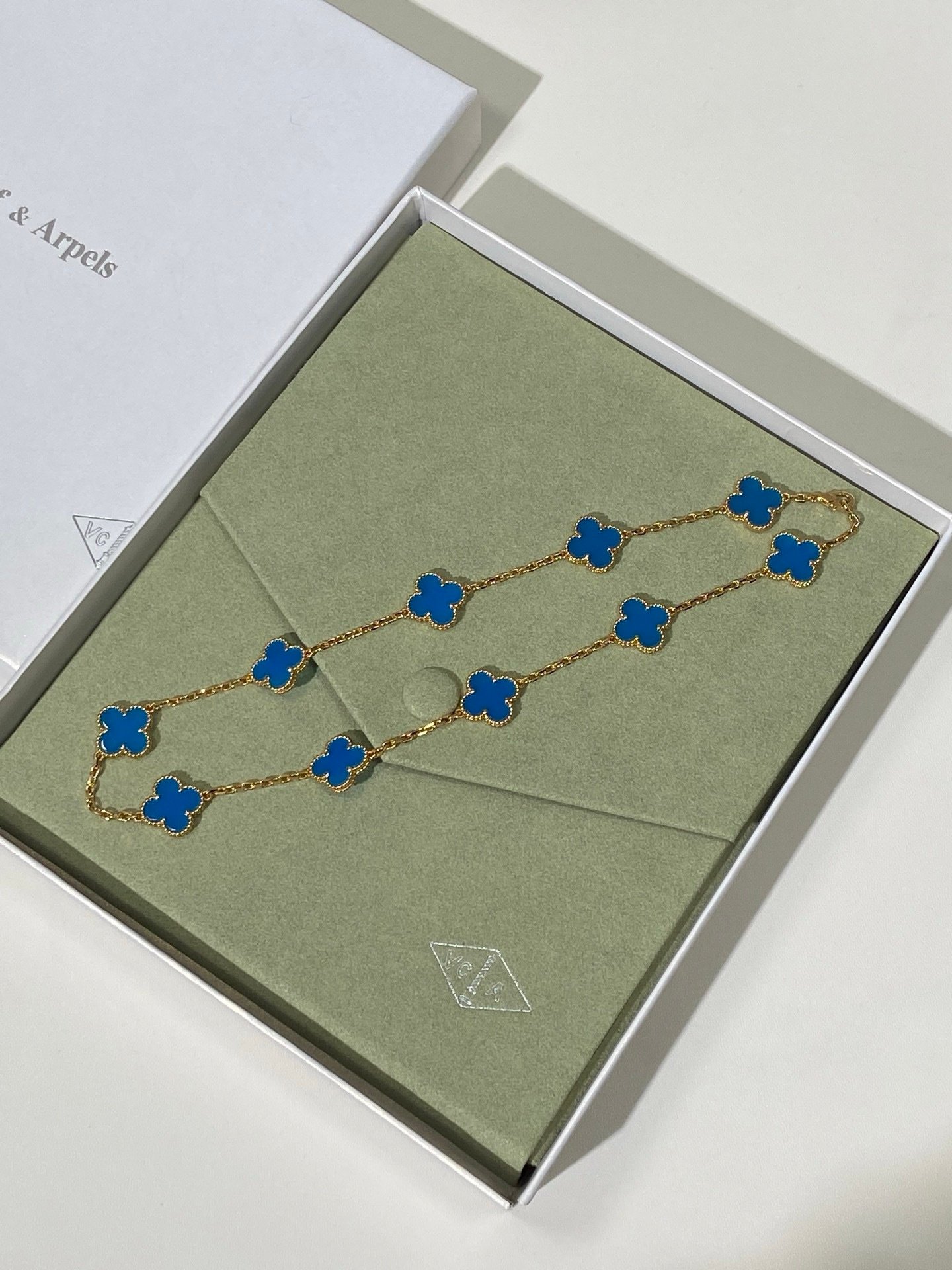 VCA Alhambra Necklace in Blue Gold - Afbeelding 3