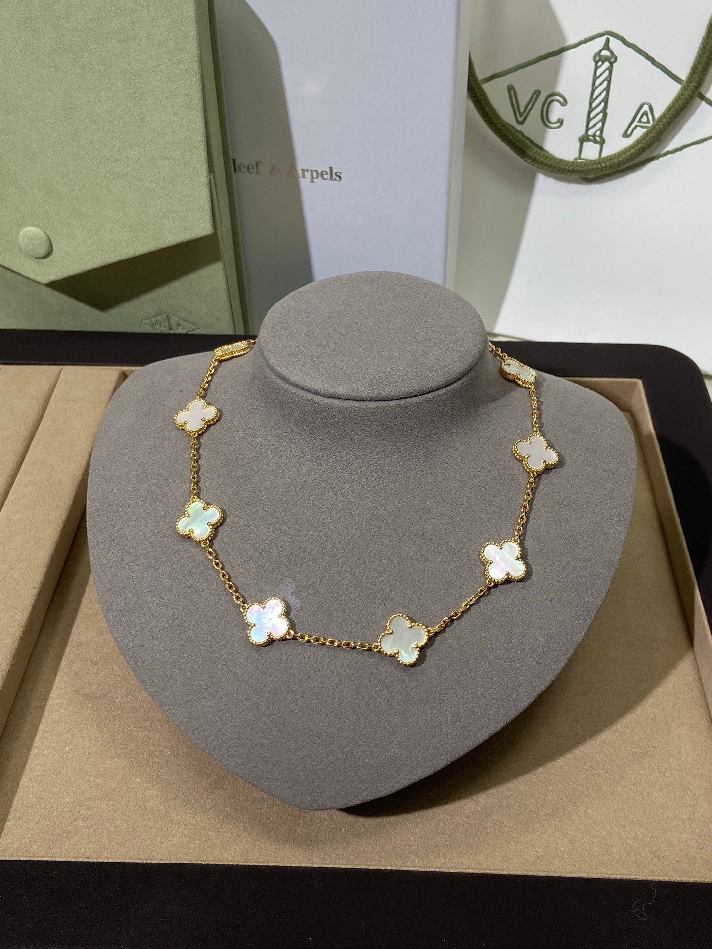 VCA Alhambra Necklace Mother of Pearl - Afbeelding 2