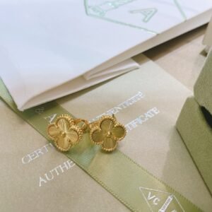 VCA Alhambra Earring in Gold