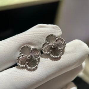 Alternative view of VCA Alhambra Earring in Silver
