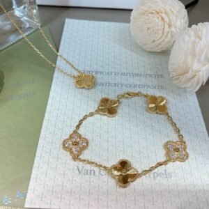 VCA Alhambra Bracelet in Crystal Gold