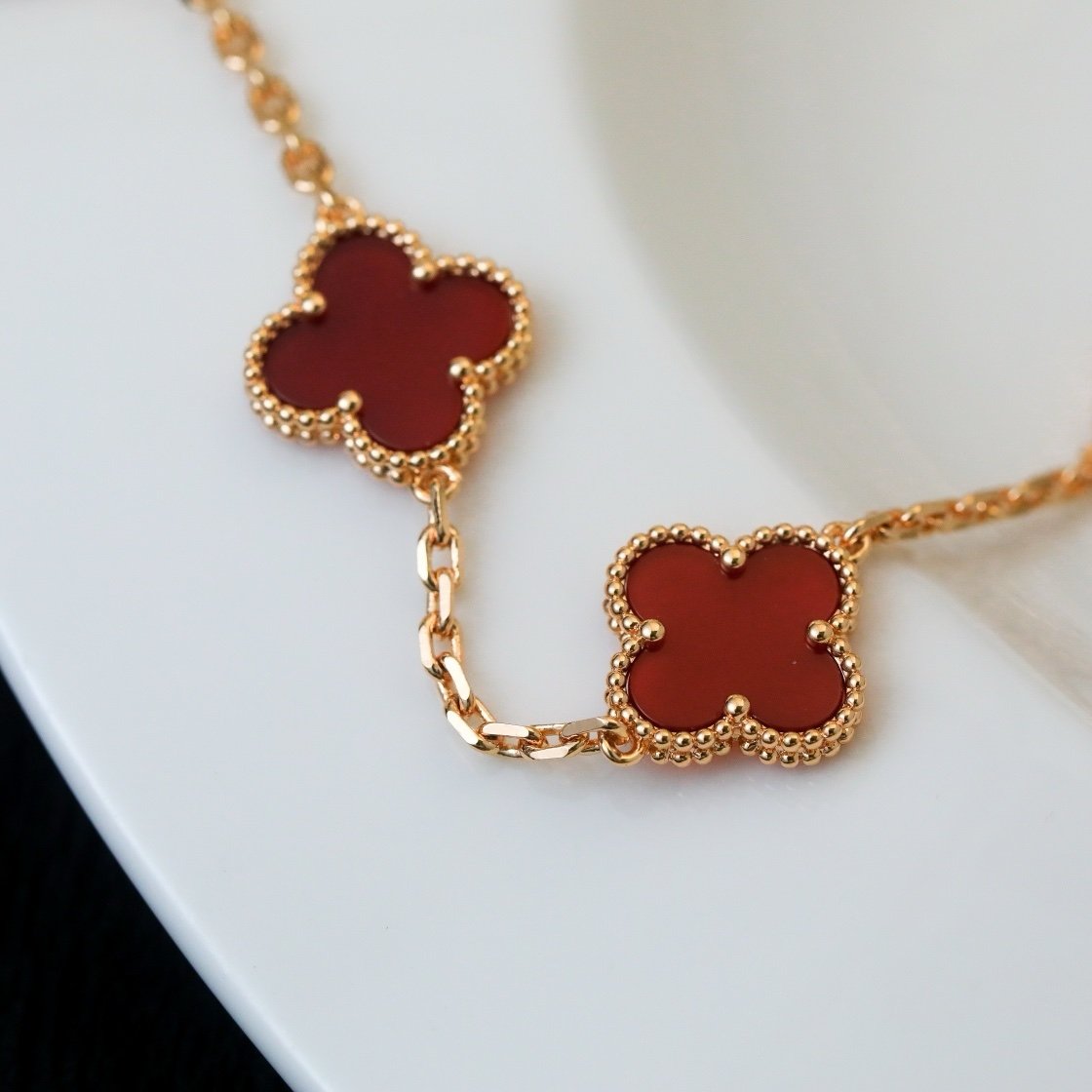 VCA Alhambra Bracelet in Red Gold - Afbeelding 3