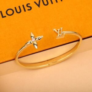 Louis Vuitton Signature Bracelet in Gold