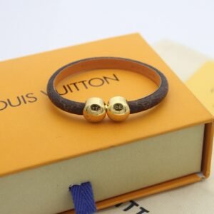 Louis Vuitton Bracelet in Brown Gold