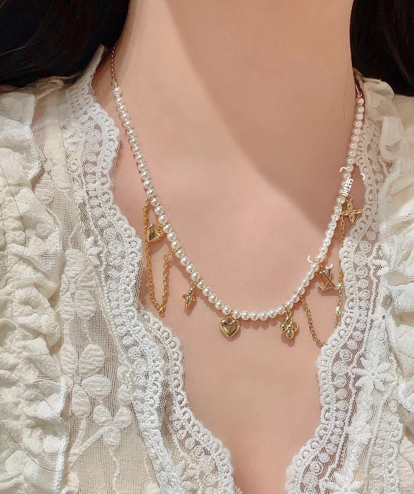 Louis Vuitton Pearl Necklace - Afbeelding 5