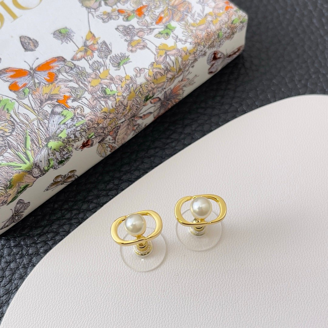 Dior Earrings in Pearl Gold - Afbeelding 2
