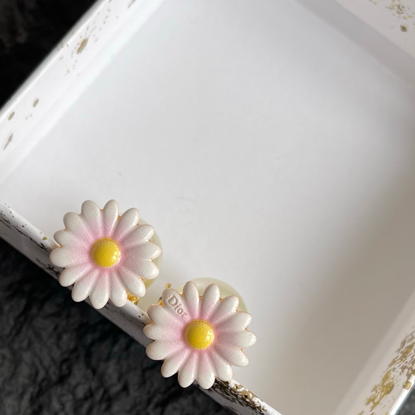 Dior Tribales Daisy Earrings - Afbeelding 2