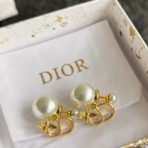 Dior Earrings Pearl Gold