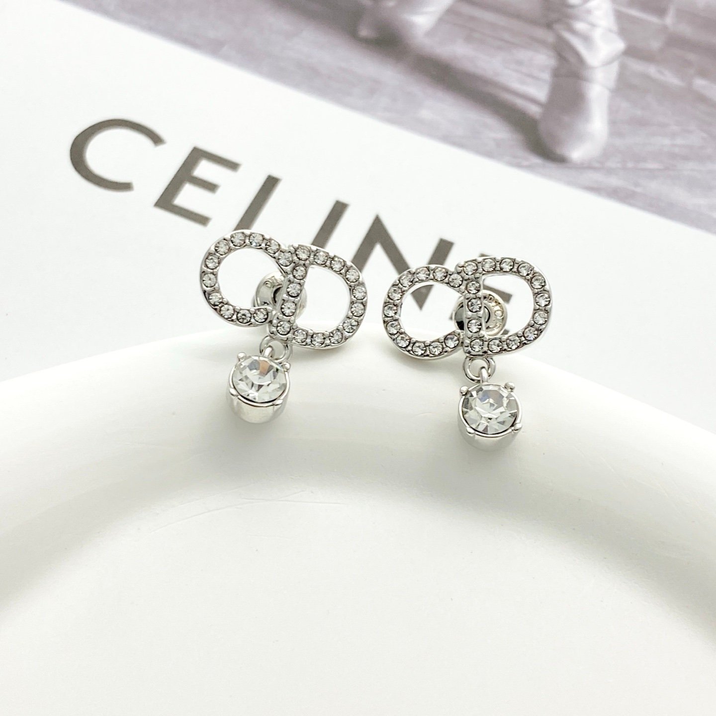 Dior Earrings in Crystal Silver - Afbeelding 3