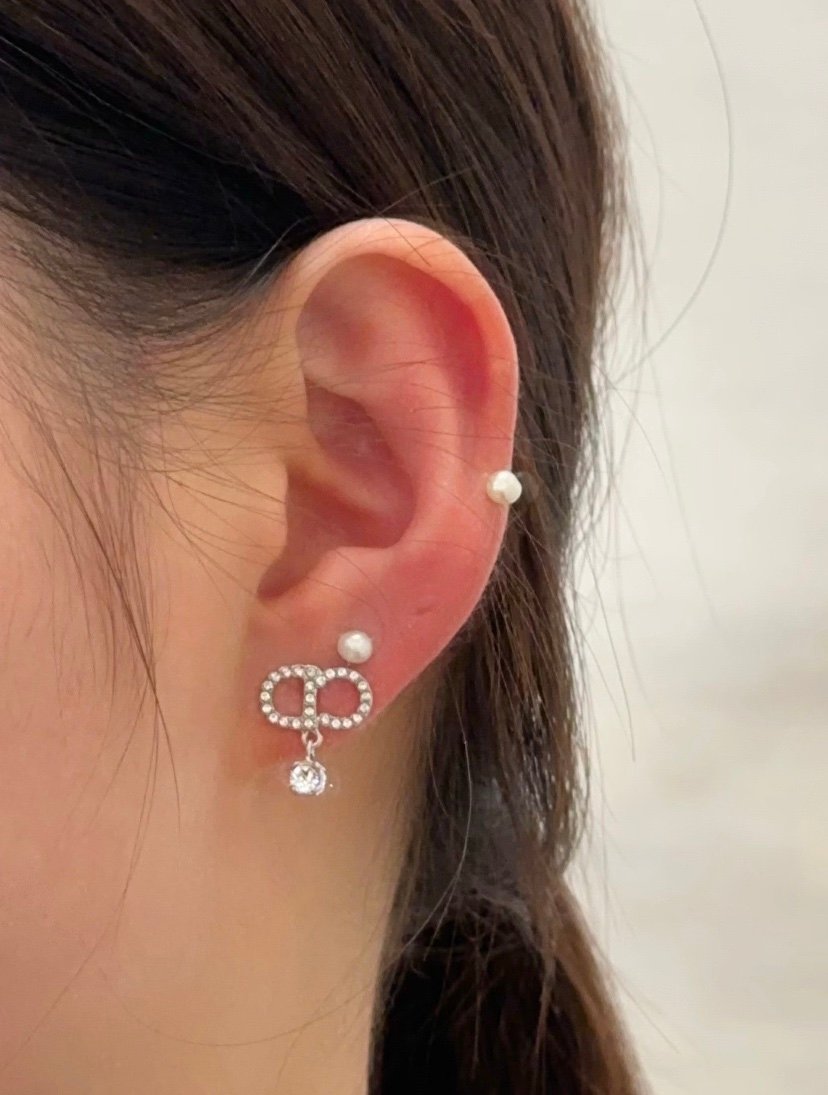 Dior Earrings in Crystal Silver - Afbeelding 4