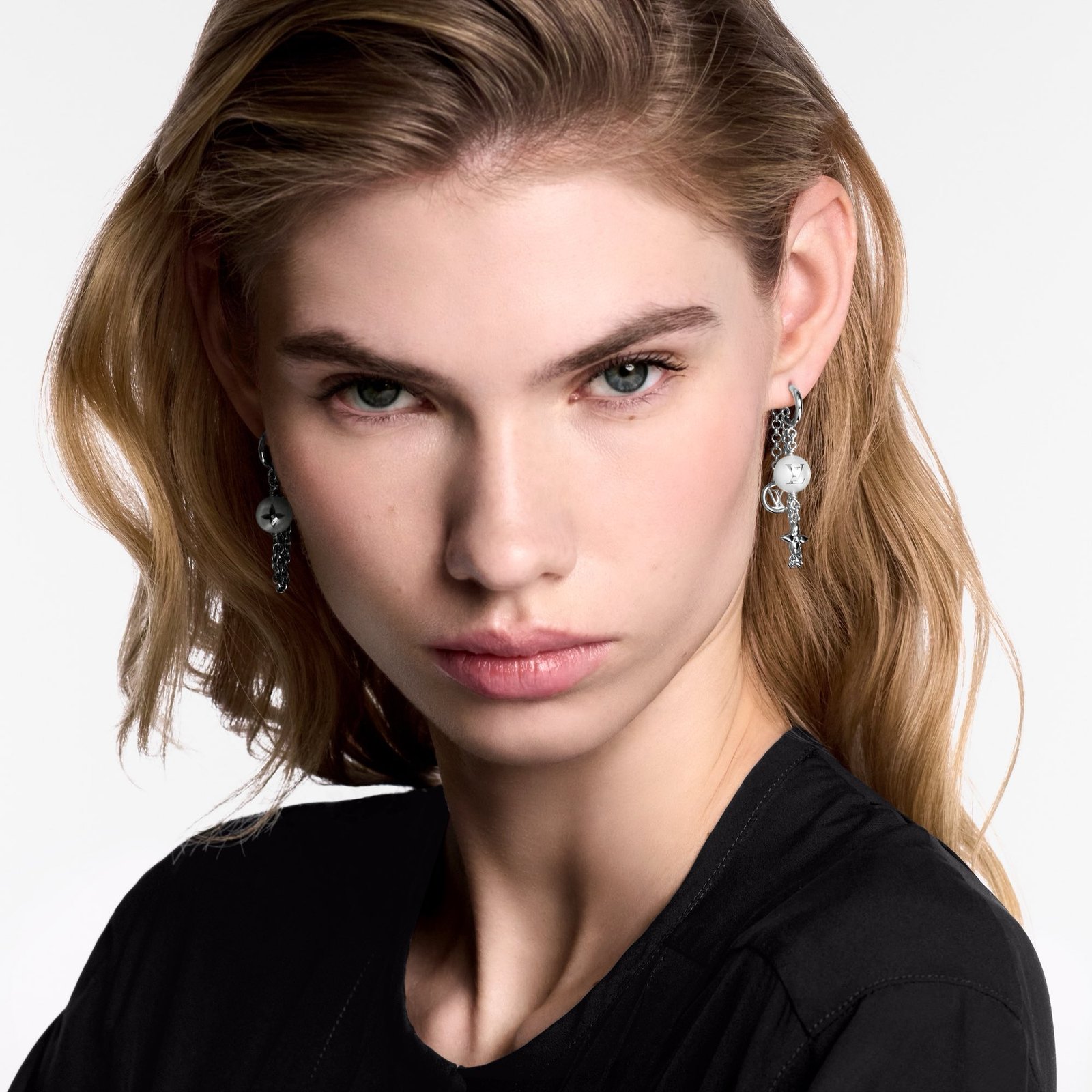 Louis Vuitton Earrings in Silver - Afbeelding 3