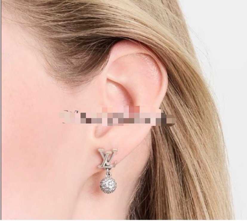 Louis Vuitton Earrings in Silver - Afbeelding 3