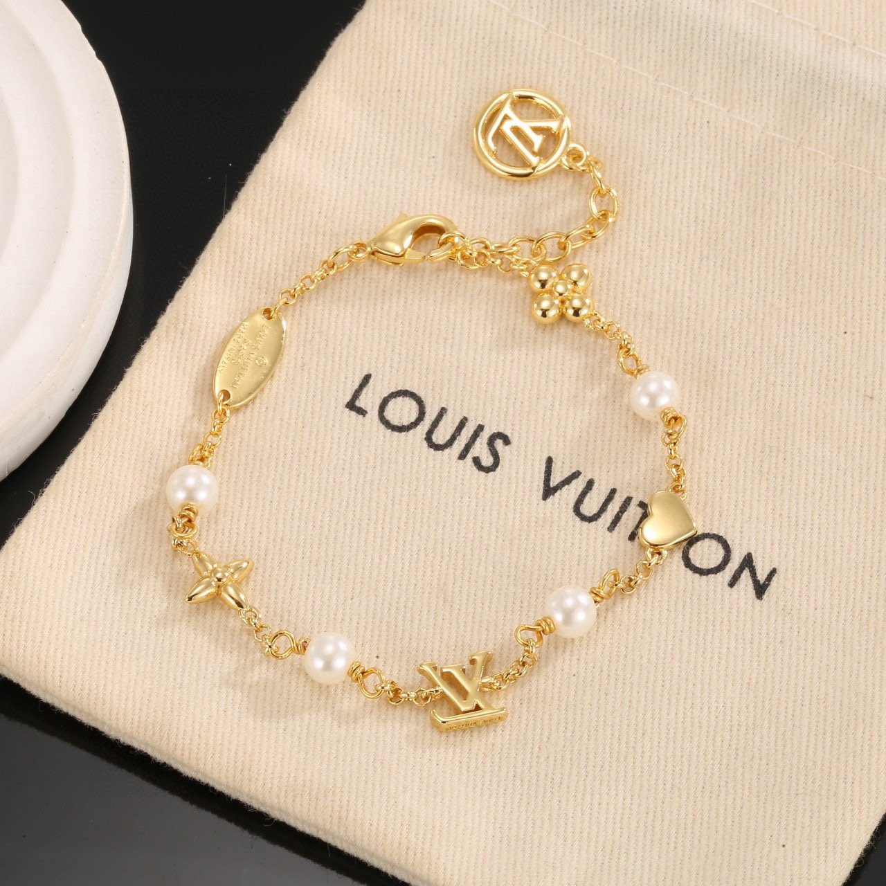 Louis Vuitton Bracelet in Gold - Afbeelding 2