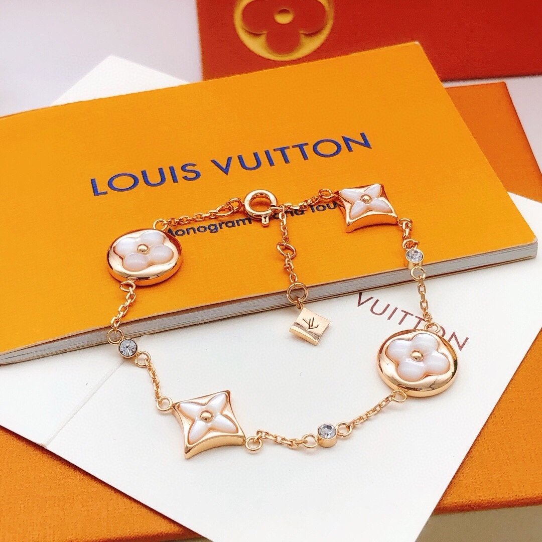 Louis Vuitton Bracelet in Rose Gold