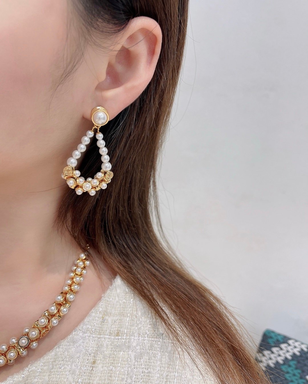 Chanel Earrings Pearl Gold - Afbeelding 4