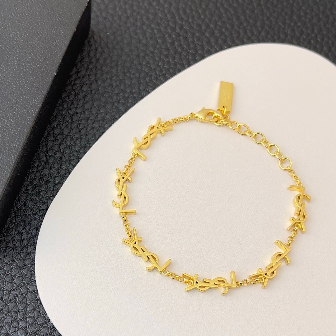 YSL Le Cassandre Bracelet in Gold
