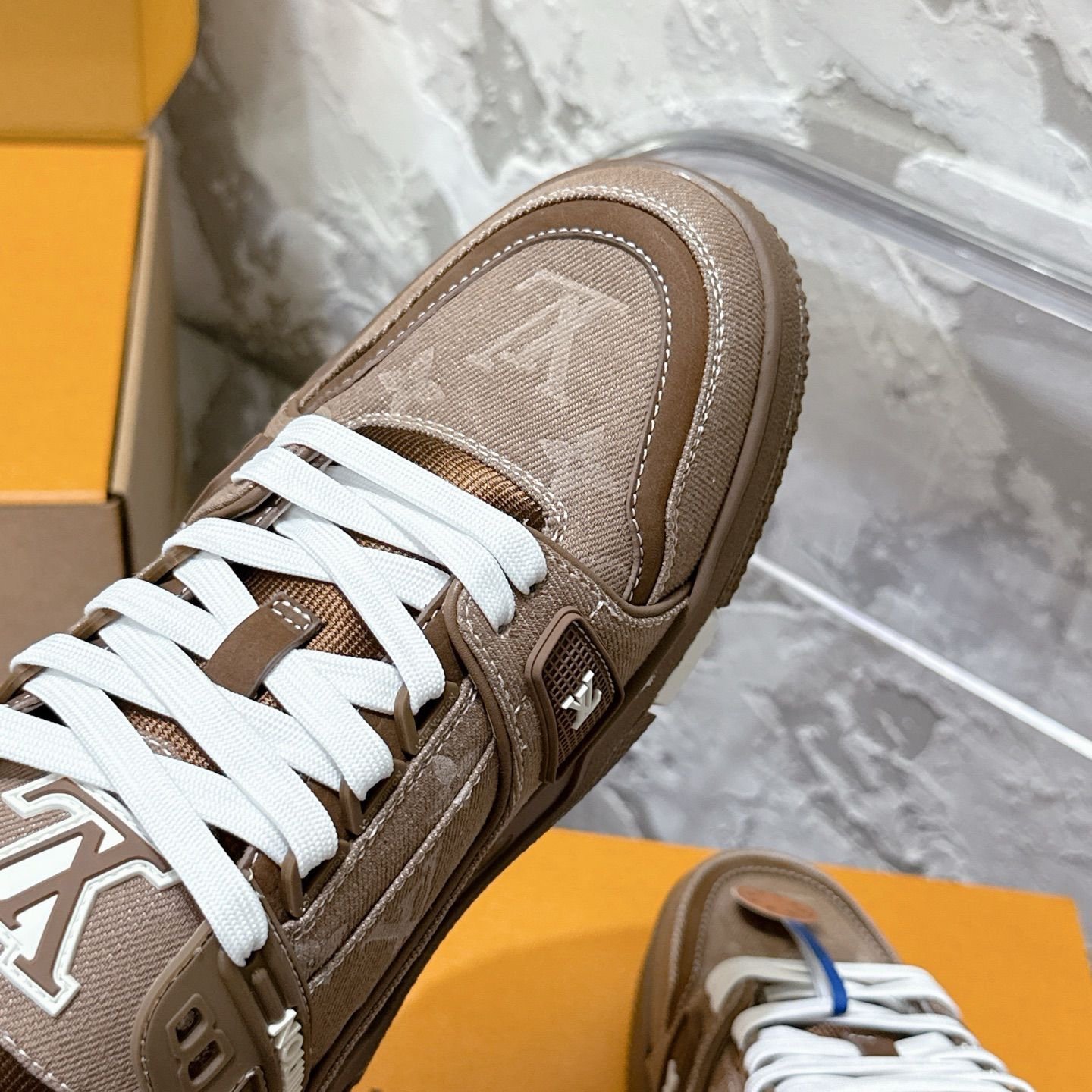 Louis Vuitton Trainer Beige/White Denim - Afbeelding 7