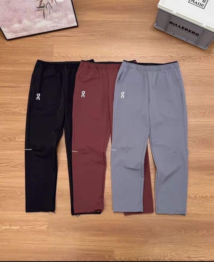 On Running Tracksuit Black On Black - Afbeelding 3