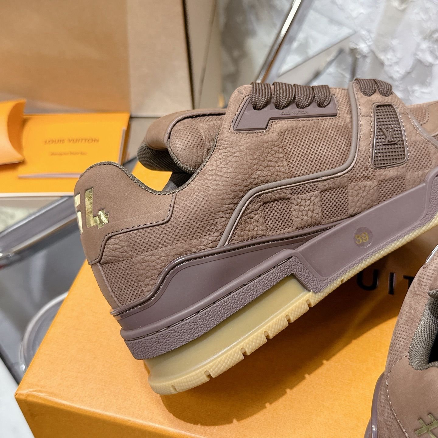 Louis Vuitton Trainer Suede Brown - Afbeelding 8
