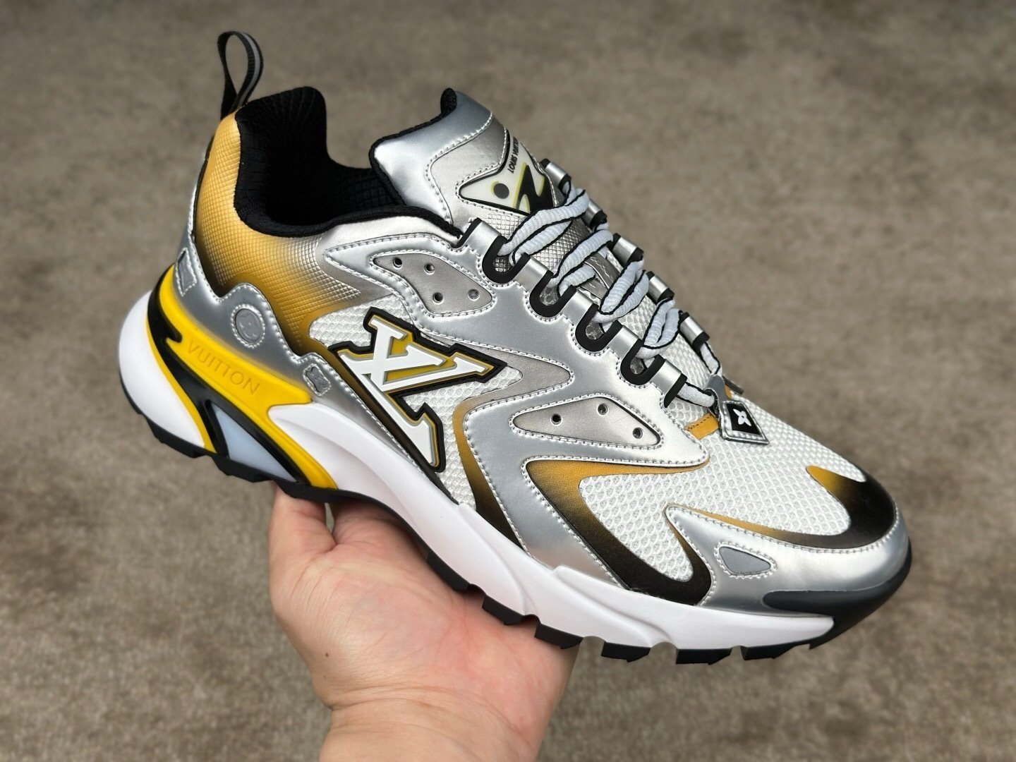 Louis Vuitton Runner Tatic Silver Yellow - Afbeelding 6