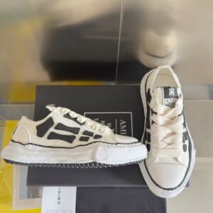 Alternative view of Amiri X Maison Mihara Yasuhiro Peterson OG Sole White