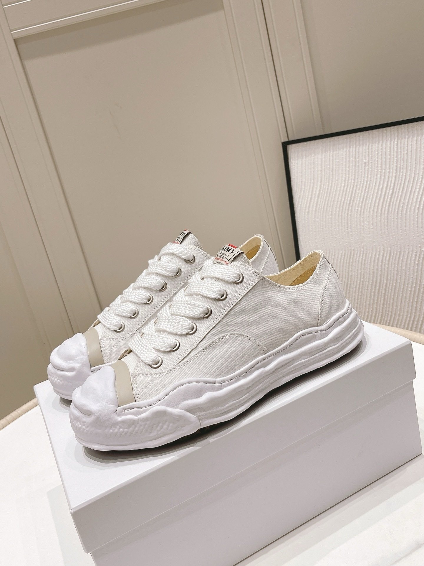 Maison Mihara Yasuhiro Hank OG Sole Canvas Low White - Afbeelding 2