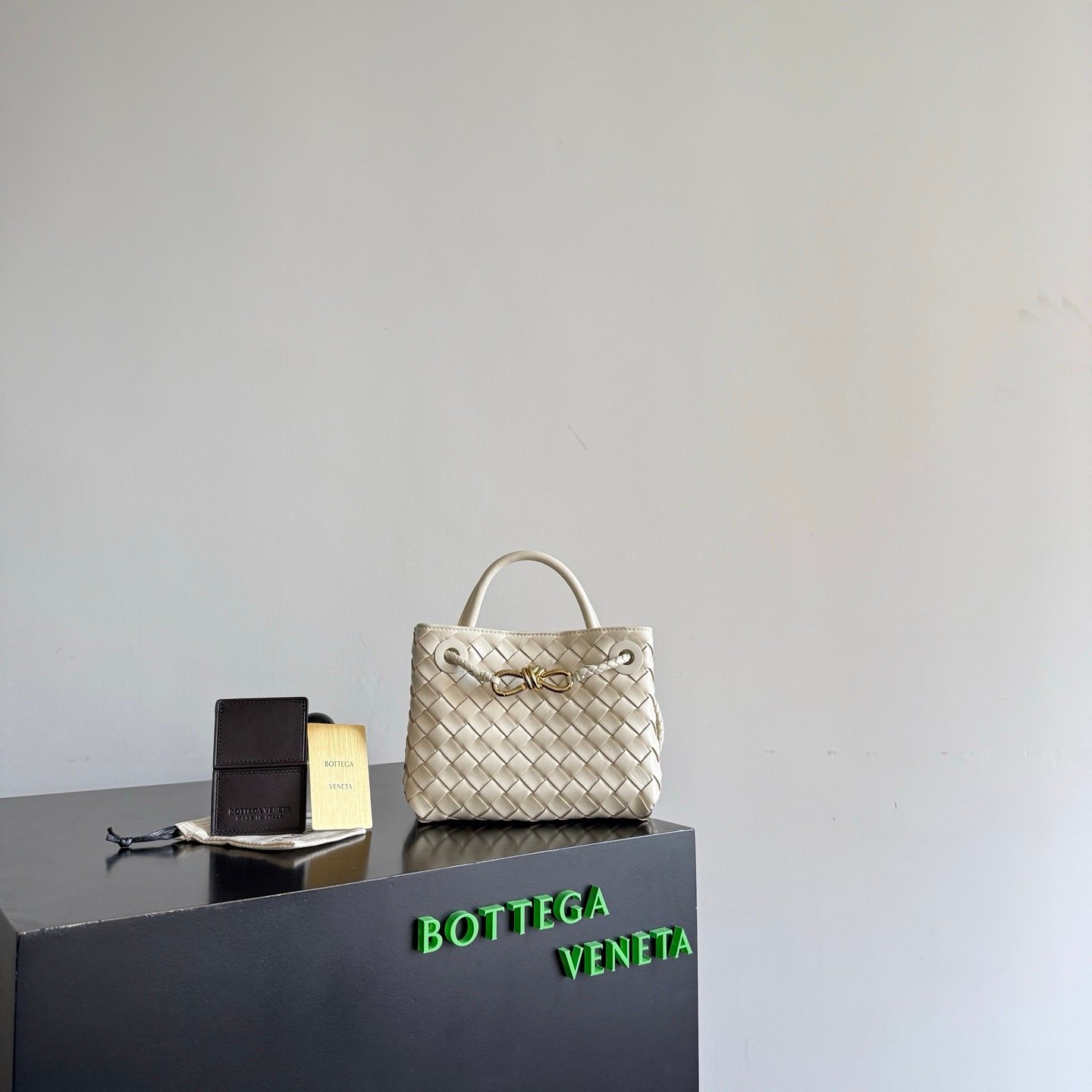 Bottega Veneta Mini Andiamo Cream White