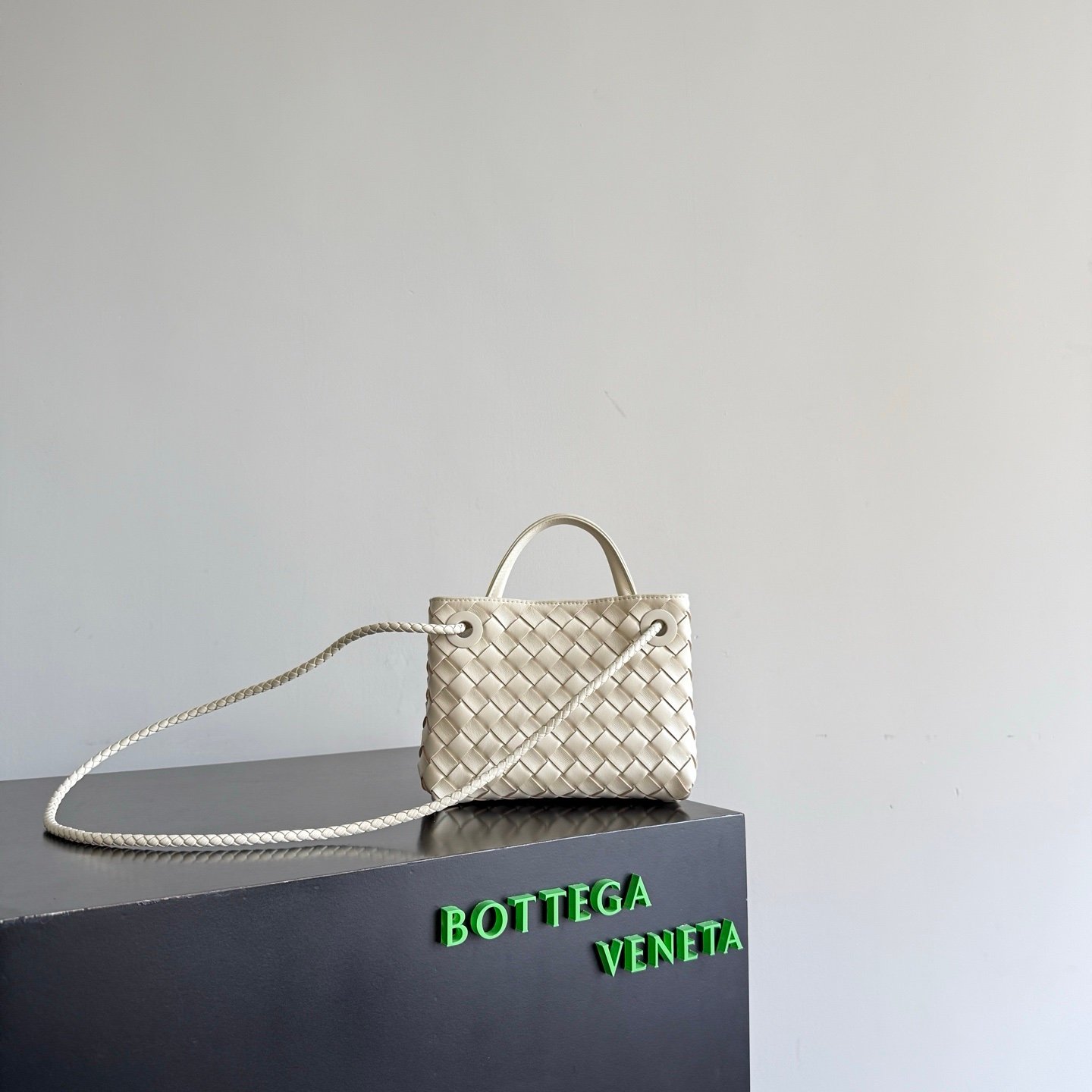 Bottega Veneta Mini Andiamo Cream White - Afbeelding 3