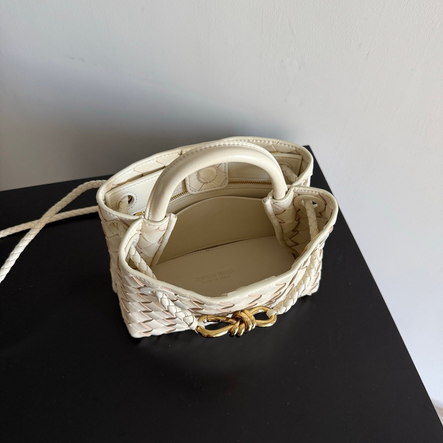Bottega Veneta Mini Andiamo Cream White - Afbeelding 6