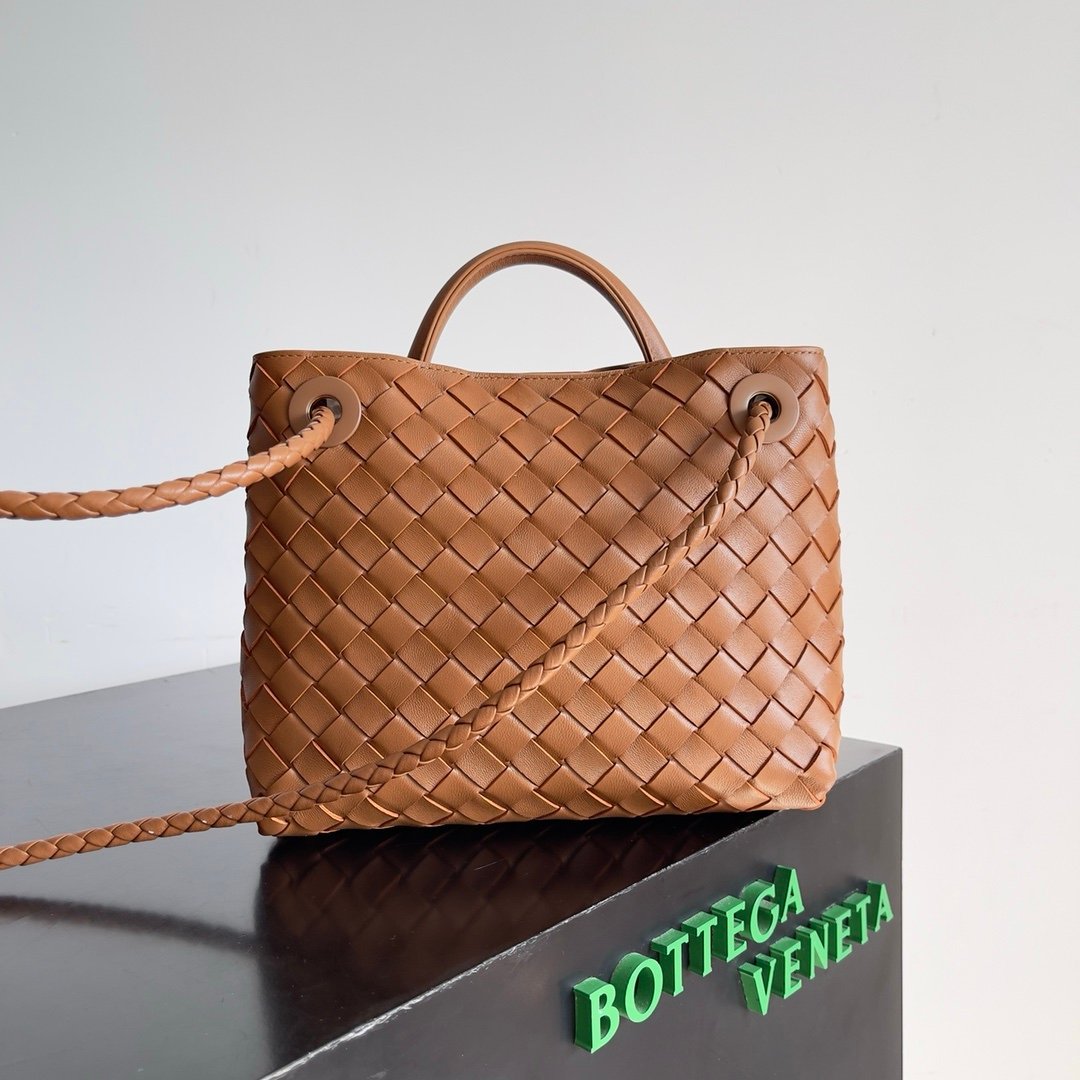 Bottega Veneta Small Andiamo Camel Brown - Afbeelding 3
